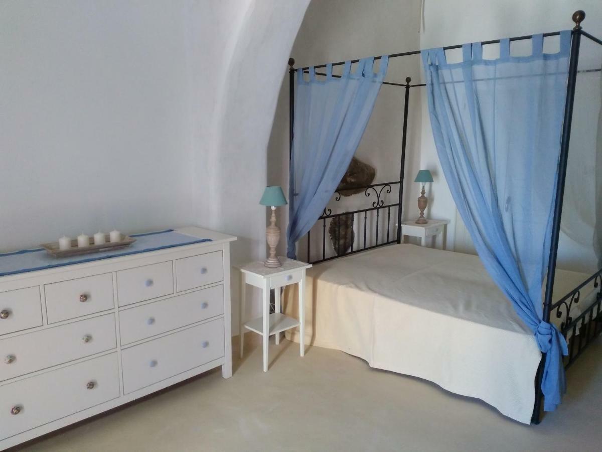 Alicudi Giardino Dei Carrubi- Al Gradino 365 Bed & Breakfast Ngoại thất bức ảnh